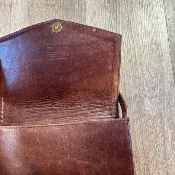 Fashion Able Leather Crossbody Purse Fold Over - Picture 3 of 14